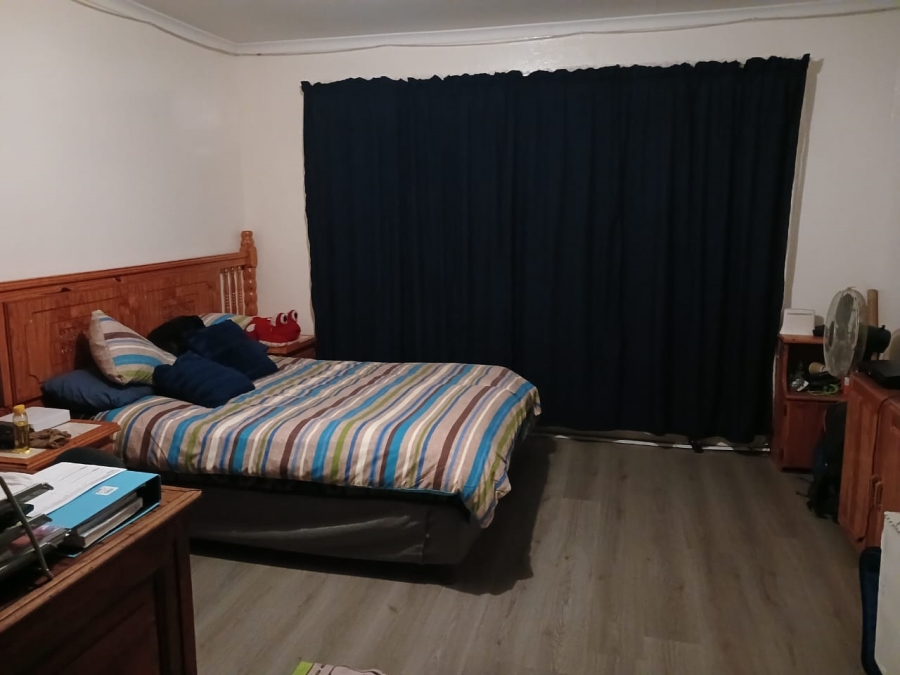 To Let 4 Bedroom Property for Rent in Kuruman Northern Cape